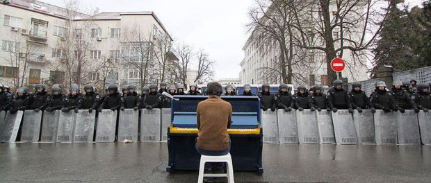 Музыка и протесты: музыкальные перформансы во время народных демонстраций