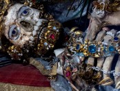 Скелет драгоценные камни