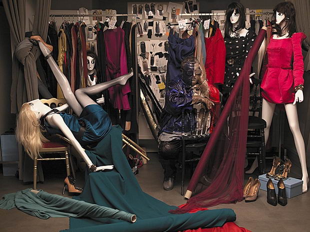 camouflage_invisible_man_28