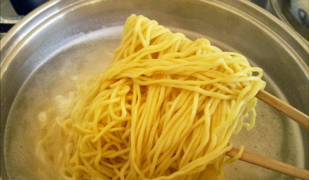 Китайская тянутая лапша Китайская тянутая лапша